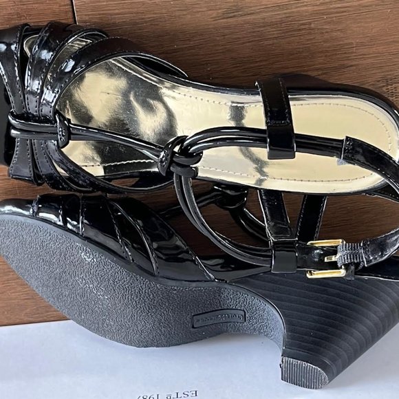 croft & barrow sandals. size 7,  Black - Picture 3 of 5